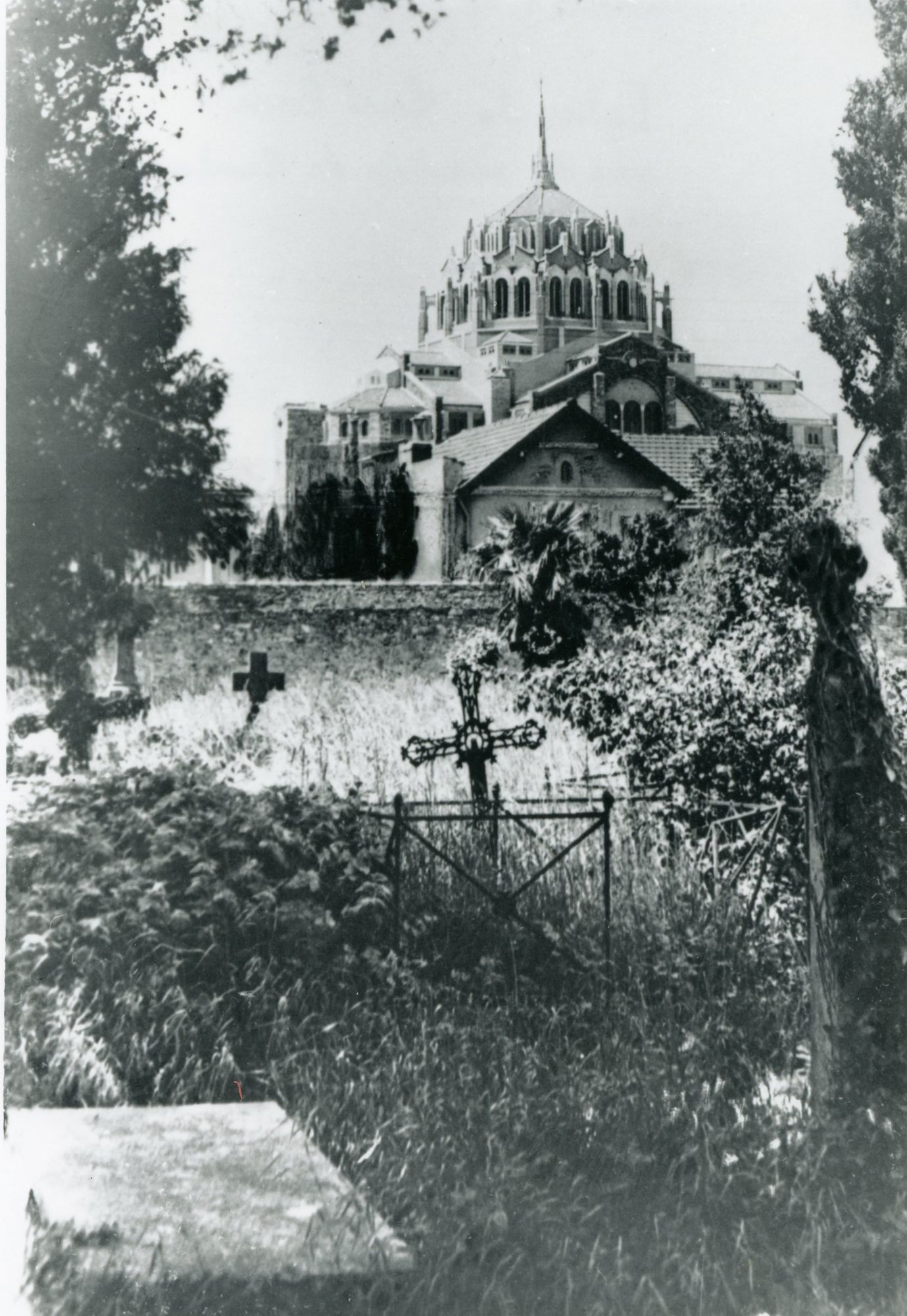 Cimetières, lieux d'histoire 