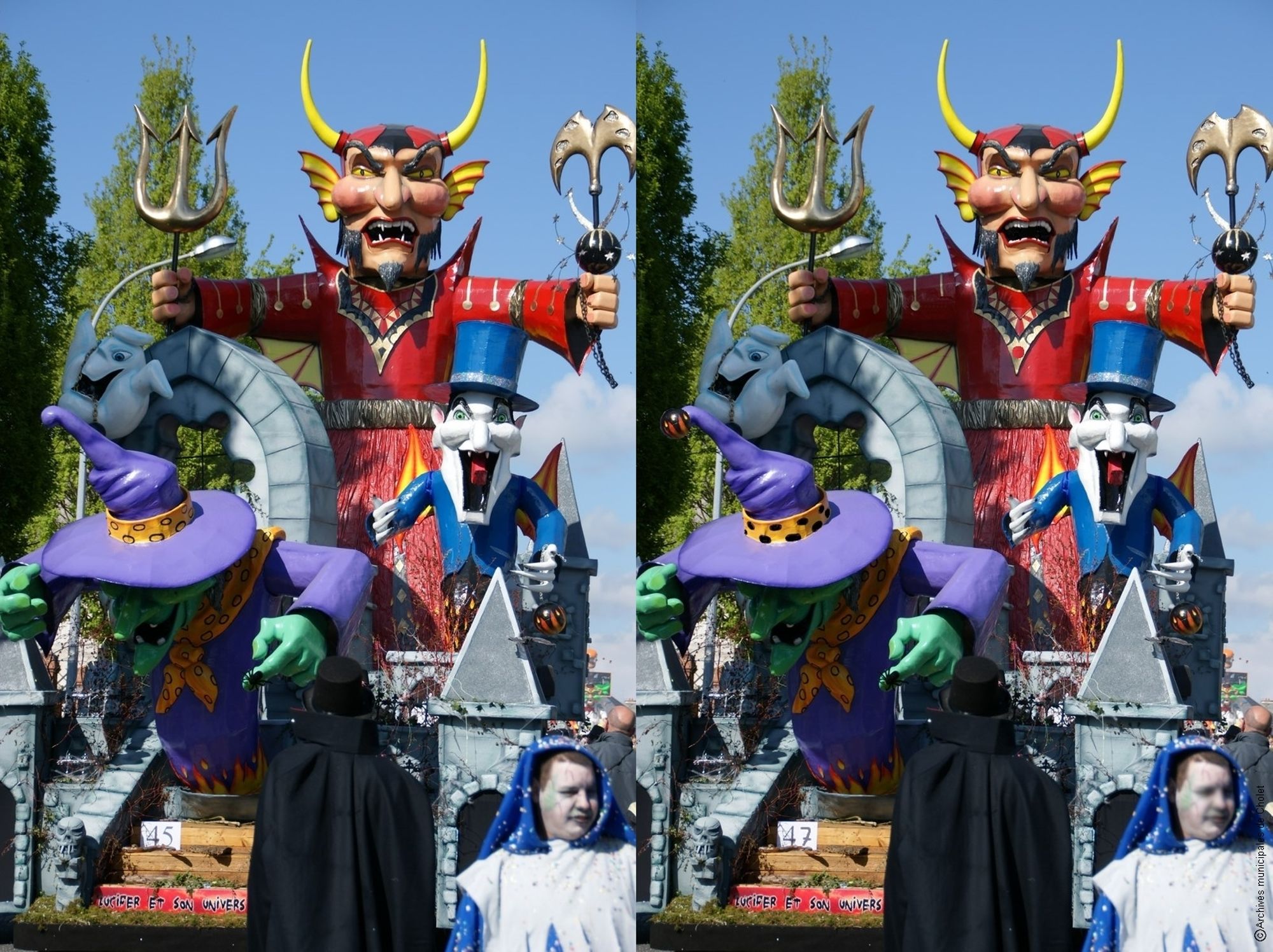 2 photos du char Lucifer et son Univers Satanique