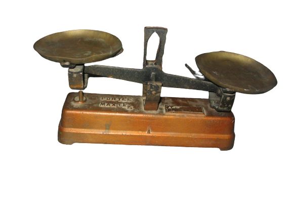 Balance Roberval. Coll. École Gellusseau