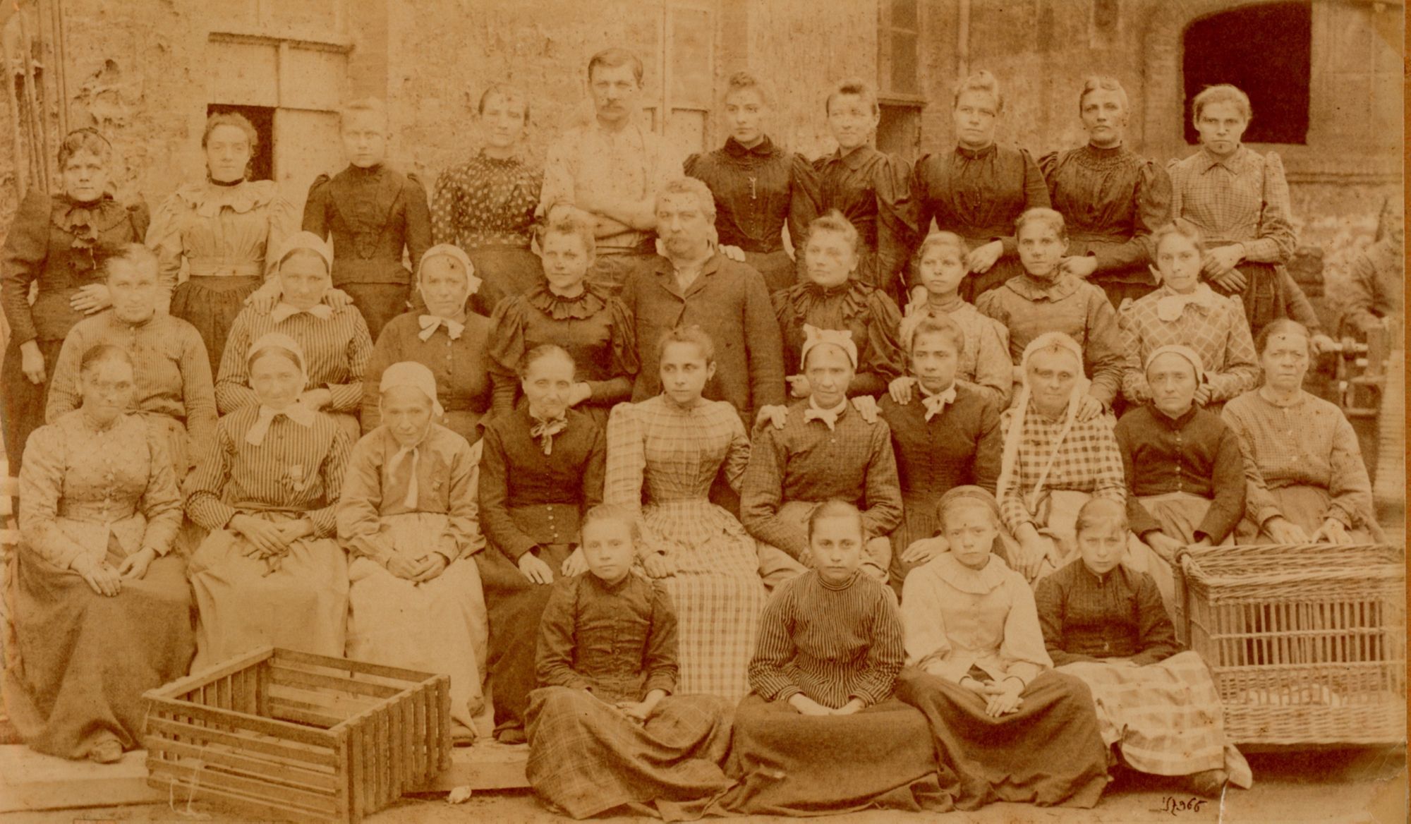 21J54 - Ets Richard frères, 1892. Fonds Robichon. Coll AMC