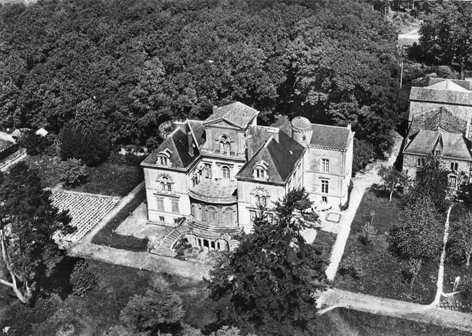 Près du château, le golf a fait son trou