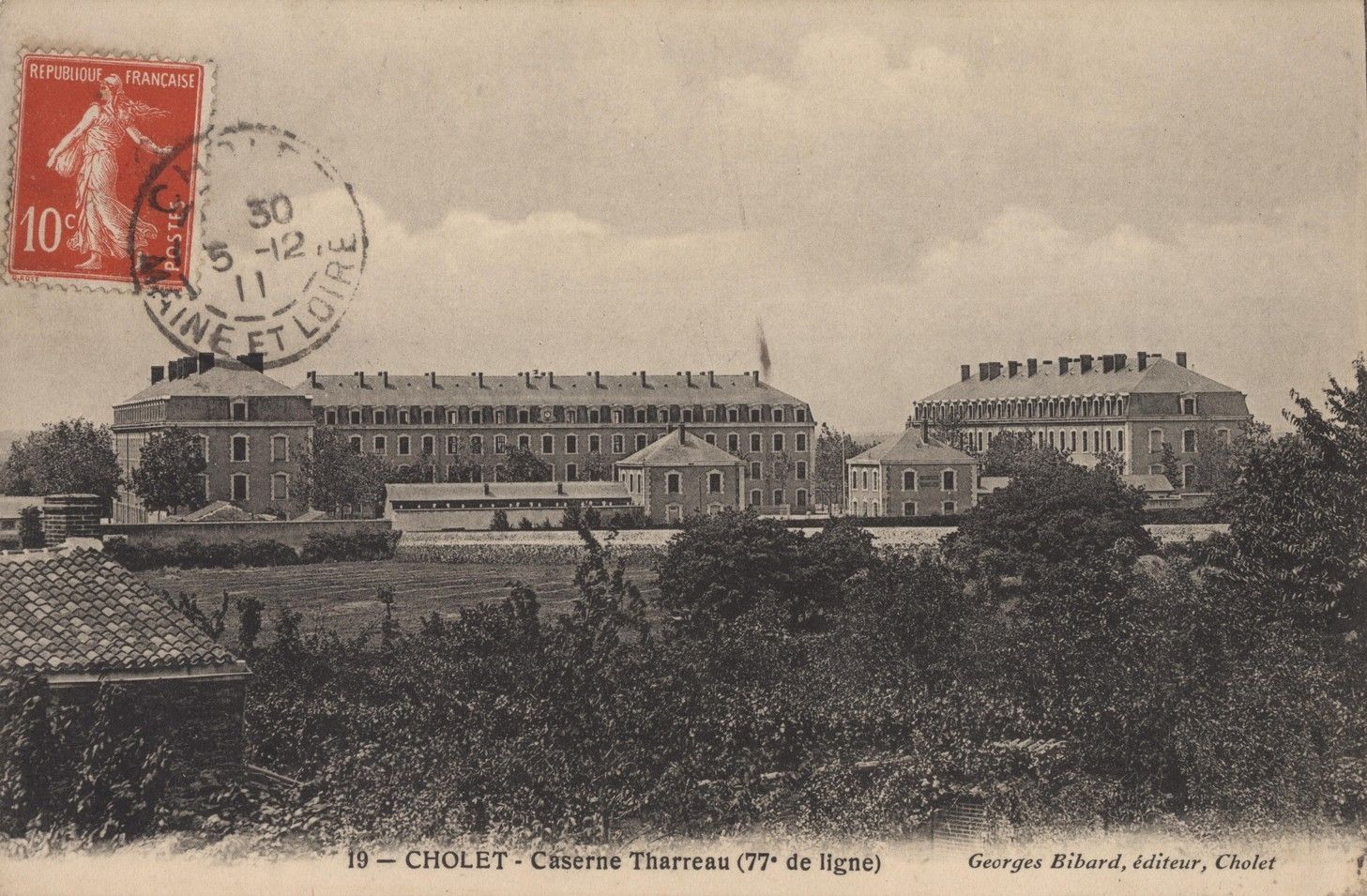 Caserne Tharreau. Coll. AMC - 8Fi12.