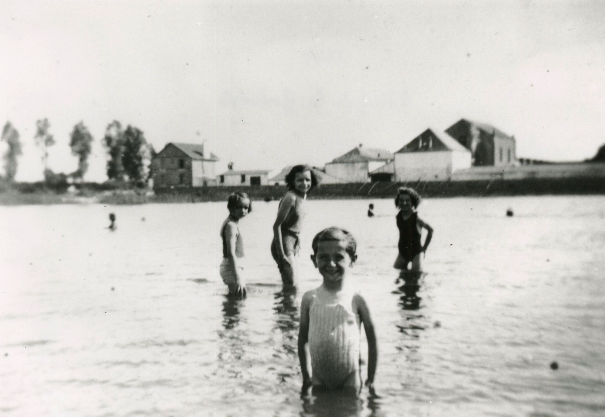 Autrefois, se baigner en rivière ou en étang